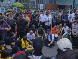 Gabungan mahasiswa yang melakukan audiens bersama Gubernur Sumsel, Senin (05/10/2025). Ukhuwahfoto/Jimas Muamar